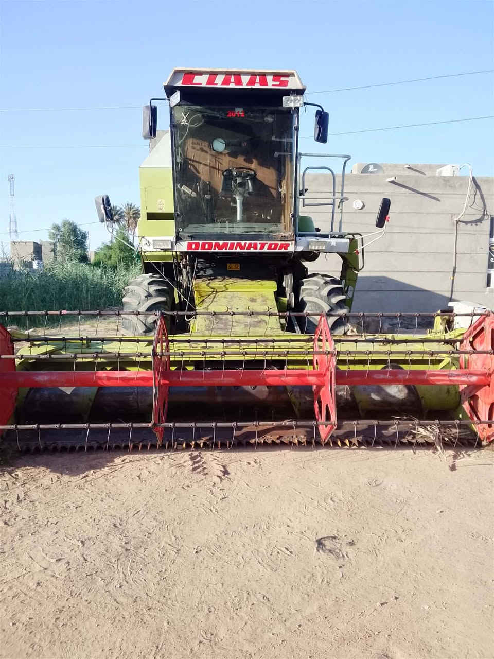 سلام عليكم حاصوده كلاص للبيع مديل 2000) العنوان نجف الهاتف (***********)  (0774943464
