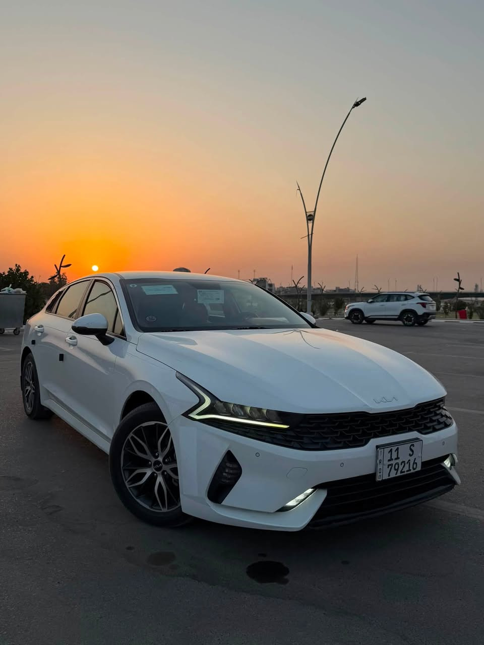 Kia K5 2022
كيا كي فايف 2022 خليجي مكينه 2000 دوش

السياره مكفوله كفاله عامه ماعده شكم رصعه زغيره بيها

مواصفات شاشه بلادية حساس امامي خلفي محيطي بصمه مري شفط داخل ابيض مثبت سرعه ترحيب تلقائي كرسي كهرباء كامره دواره

رقم بغداد ب اسمي

ماشيه 70km

عنواني الناصرية مركز

***********
