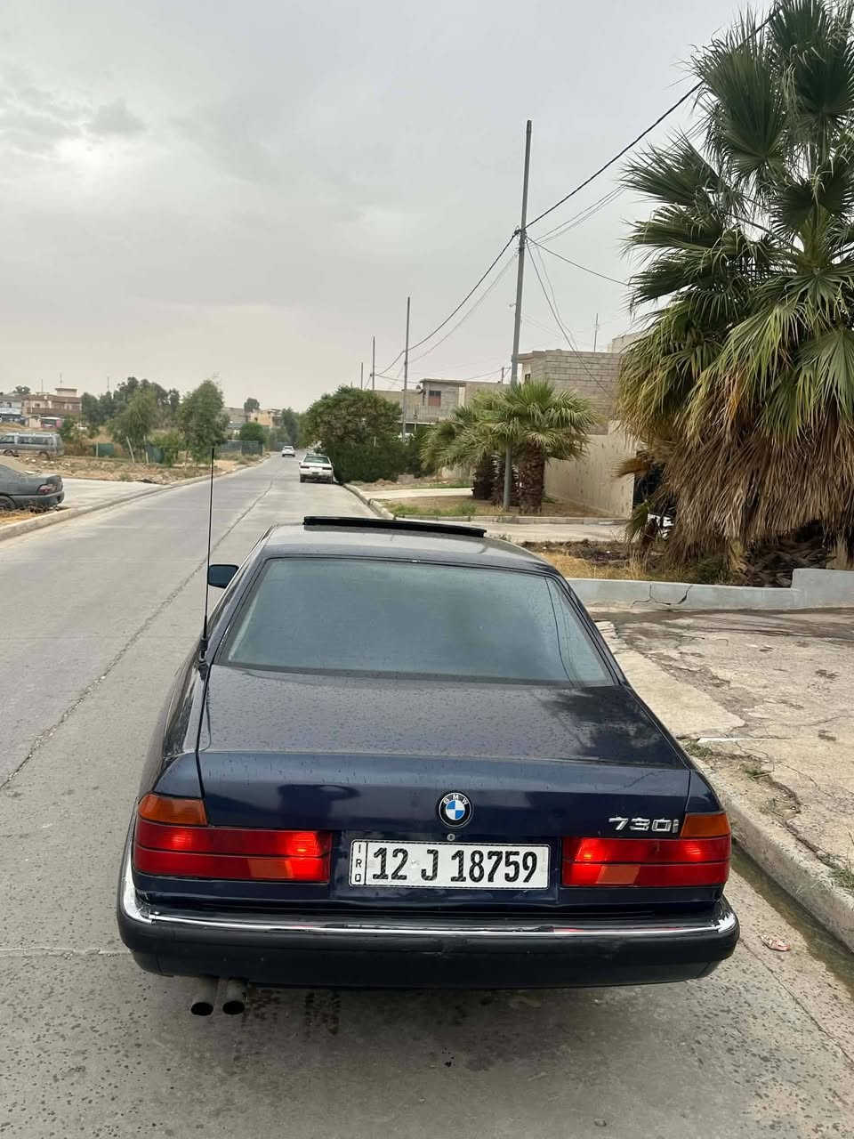 السلام عليكم للبيع بيم 730 مكينه كير شرط كاربون بانزين بيها سيار حلو وجاهزه السعر ٤٢ وبيها مجال
