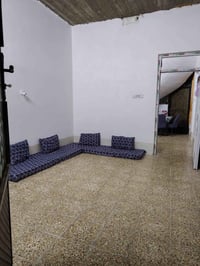 بيت ١٢٠م • غرفتين • بناء حديث