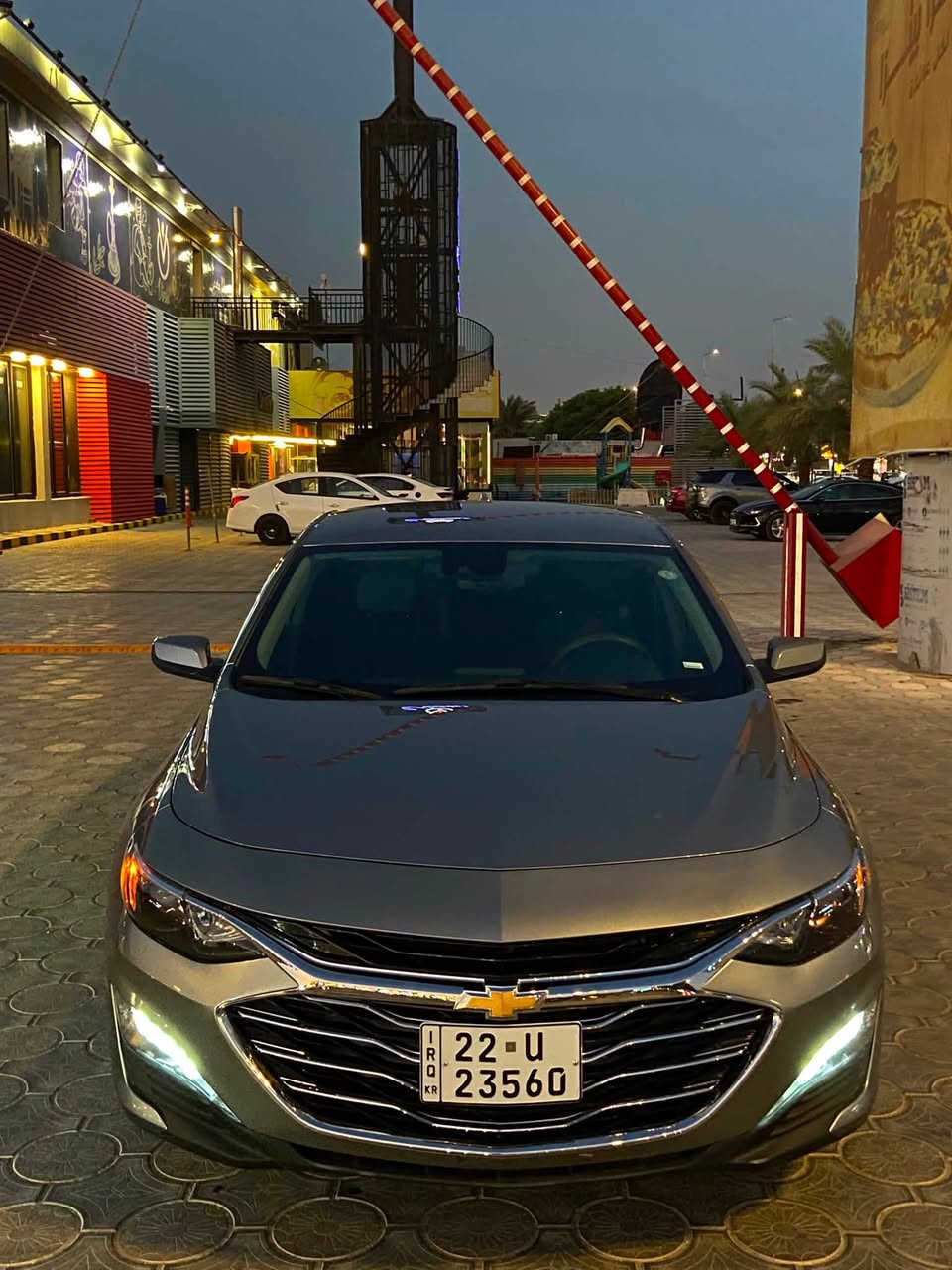 شوفرليت ماليبو 2025 LT
الموصفات(بصمة وتشغيل عن بعد شاشه كبيره ويل 18 تدفئة الكراسي الاماميه قطعتين تبريد رادر امامي وتحديد مسار)وباقي الموصفات 
الحادث(جاملغ خلفي وباب)بدون ضرر ايرباك بدون دواخل بجم كفاله 
رقم اربيل 
العنوان(النجف-حي الجامعه)
للاستفسار اكثر اتصال 
*********** 
السعر:138 ورقه وبي مجال
