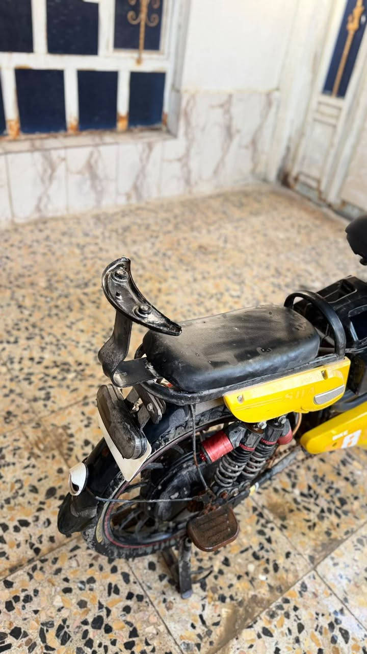 دراجه شحن نضيفه 4 باتريات بيه باتري واحد بي عطل الدراجه ما عوزه شي بس الباتري تبدله  سعره 260 و بيه مجال قليل مكاني الناصريه سوق الشيوخ ناحية الفضليه تجي و تشوف الدراجه اي نقص ما بيه التواصل عبر الرقم*********** واتساب
