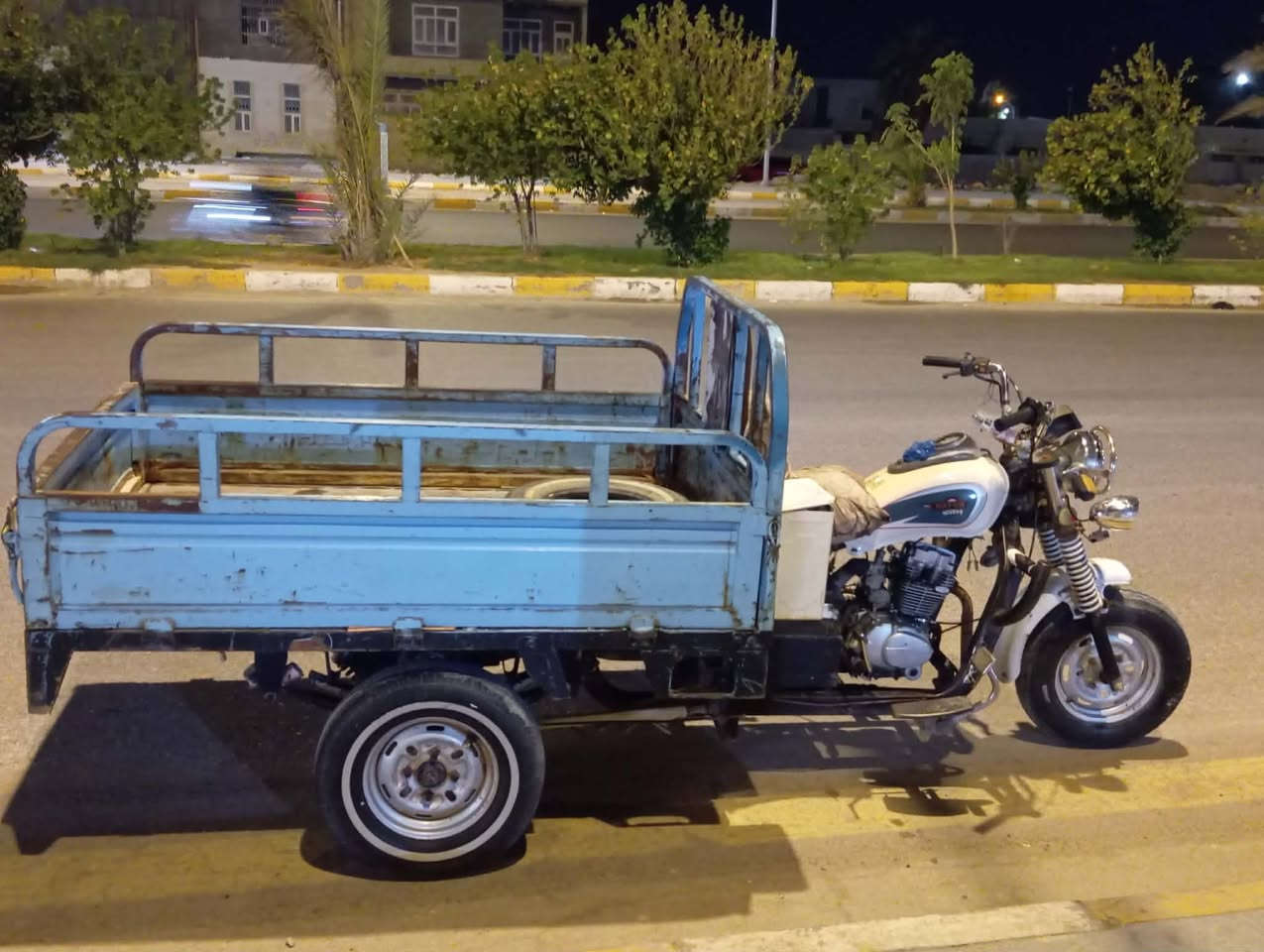 سلام عليكم ستوته لبيع مديل 15 وراق صولي مكينه مفتوحه بس ولفات شاصي مكفول من لحيم السعر مليون450 وبيه مجال مكان ناصريه اسكان الصناعي رقم  هاتف ***********
