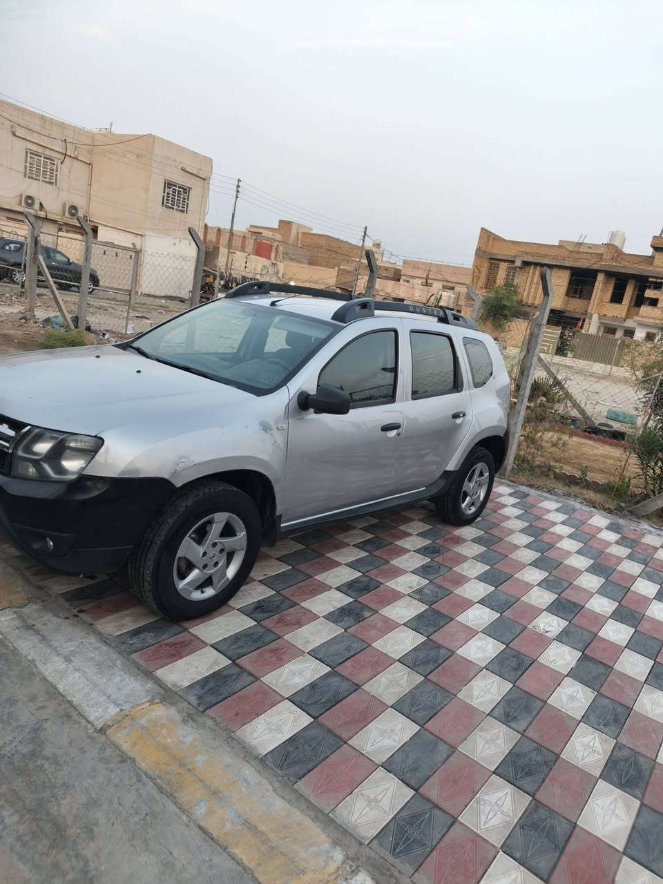 رينو داستر مديل 2018 مكفوله ما عدا بارد بل جاملغ الامامي محرك جديد جاهزه كير وحداديه وتبريد سياره جديد شرط احلى من الصور 
عنوانها ناصريه شموخ 
رقم. ***********
70 وبيها مجال
