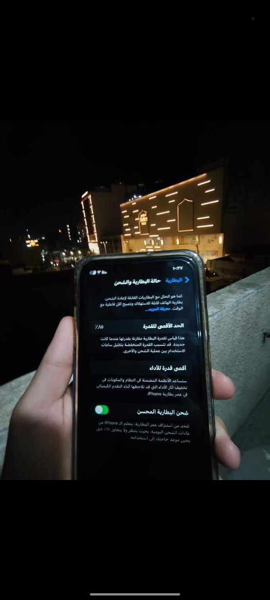 سلام عليكم ايفون 11 عادي للبيع نضيف جدآ وبطاريه 85 السعر (200) الف رقم *********** مكاني بغداد المنصور ما متواجد خاص
