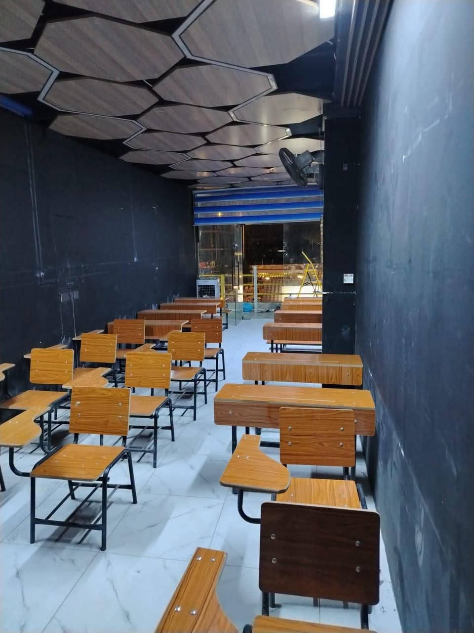 🎓 قاعة تدريس خصوصي

📚 للمراحل المتوسطة والإعدادية
بإشراف نخبة من الأساتذة المتميزين:

👩‍🏫 الأستاذة إسراء عبد الرضا
👩‍🏫 الست أنفال
👩‍🏫 الست زينة

📖 المواد الدراسية:
• اللغة العربية
• اللغة الإنكليزية
• الرياضيات
• الكيمياء
• الفيزياء
• الأحياء
• الاجتماعيات

✨ شرح مبسط ومتابعة مستمرة
✨ أجواء دراسية مريحة ومناسبة للجميع
✨ نساعدك على بناء أساس قوي وتحقيق النجاح

📍 العنوان:
بسماية – البوابة الجديدة
مقابل أبو حلوبي – قرب مركز سومر

📞 للاستفسار والتسجيل:
***********

💙 مستقبلك يبدأ من هنا...

نص مكتوب في الصور:
- معاً نحقق النجاح
- مستقبلك يبدأ من هنا
- قاعة تدريس خصوصي
- للمراحل المتوسطة والإعدادية
- بإشراف الأستاذات
- الست زينة
- الست أنفال
- الأستاذة إسراء عبد الرضا
- المواد الدراسية
- شرح مبسط ومتابعة مستمرة
- أجواء دراسية مريحة ومناسبة للجميع
- معاً.. نصنع الفرق
- العنوان:
- بساماية – البوابة الجديدة
- مقابل أبو حالوب – قرب مركز سومر
- للاستفسار والتسجيل:
- مستقبلك أهم...