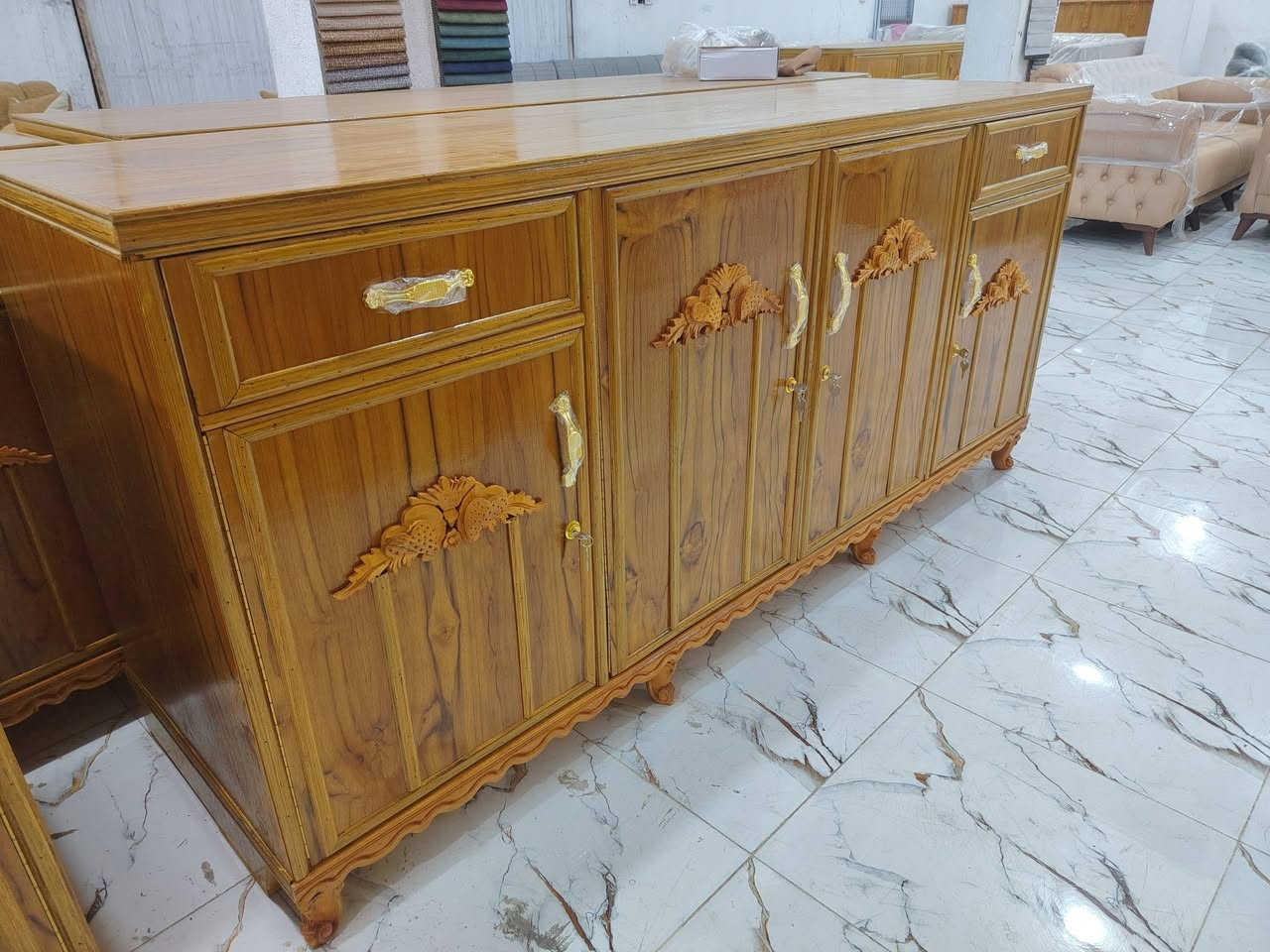 طخامه وجبه جديده
كناتير وجبة جديده
بوفيات وجبه جديده
***********
يوجد لدينا توصيل لكل مناطق العماره

