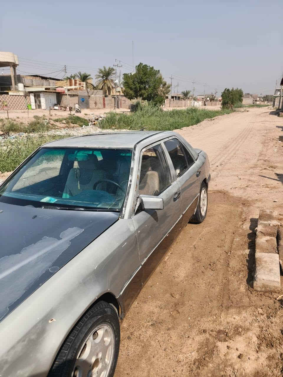 البيع مرسدس دب مديل ٨٩ رقم بغداد مكينة ثنين ونص  محرك بطة  اي ستفسار هذة رقم *********** مكانة الفرنة السعر ٣٠
