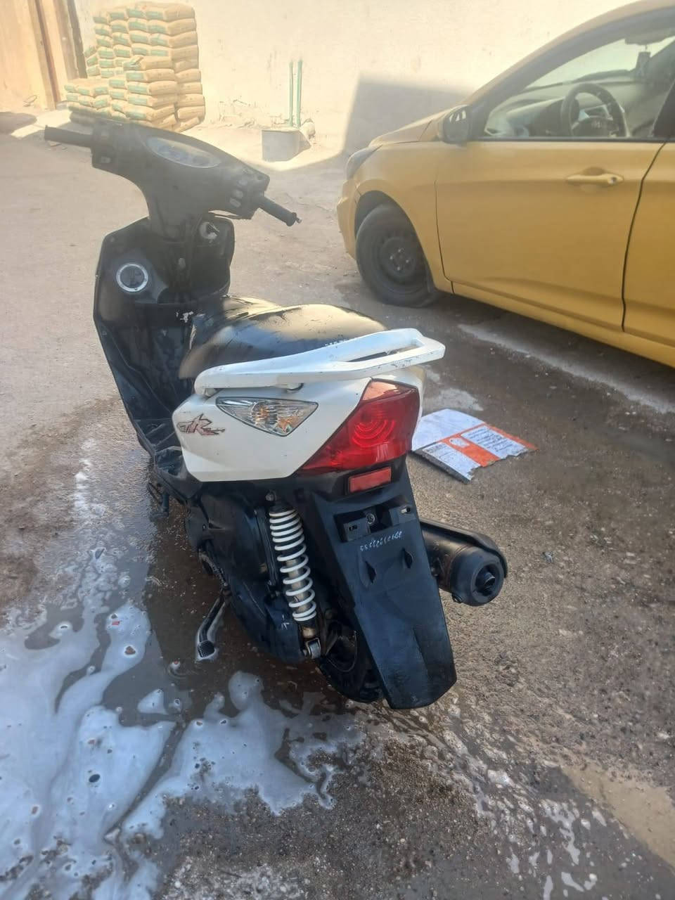 دراجه ثعلب ١٤٠ أخت جديد نزلتها رمه كامله مكمله كهربائيات كامله شعله معدل سلف هندر اي نقص مابيه مكان بغداد البياع سعر ٦٥٠بيه مجال رقمي ***********
