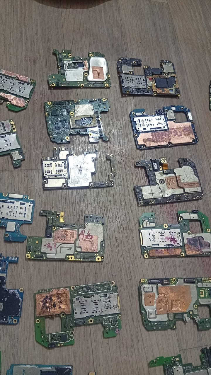 ابيع أعلى سعر61قطعه حديث واتساب***********
