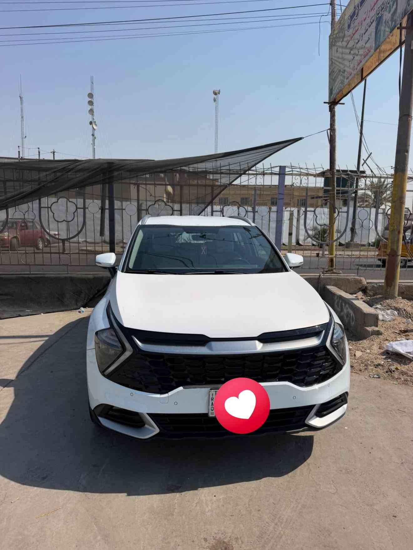 سبورتج مديل24 فول مواصفات  عده الفتحه سياره ماشيه 43 الف سياره بيها ضربه مبدل بنيد بدون صبغ   والقديم موجود ويصلح وبيها بارد جاملغ بدون صبغ سياره  سعر سياره 190 عنوان بغداد 
***********
