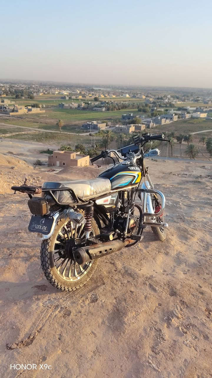 ٢٠٠ • موديل ٢٠٢٤ • ضاقطة وزنجيل