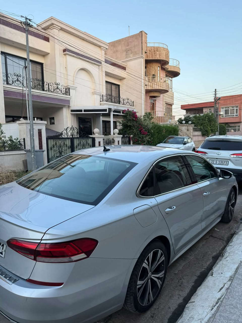 باسات موديل 21 رقم اربيل بيه قطعتين السياره مرتبه ونضيفه مال جنايه كير محرك مكفول 

                      سعره مناسب وترهم مراوس 

بغداد السيديه 

***********
