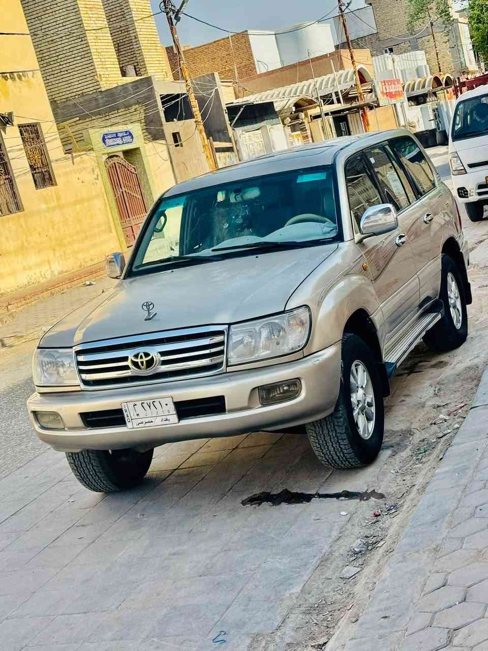 السلام عليكم
لاندكروز. جكسار موديل /2005 

فول مواصفات دفلگ هزاز 3 قطع

 

تبريد ثلاجه منضومه غاز كله شغال 

سياره جهازه مكفوله من صبغ وضربه  

كفاله عامه  صدر امامي خلفي جديد 

باسمي رقم  بغداد تخم تاير جديد سياره 

جديده حيل بمعئ الكلمه وحله من الصوره 

مكاني نجف / ***********
