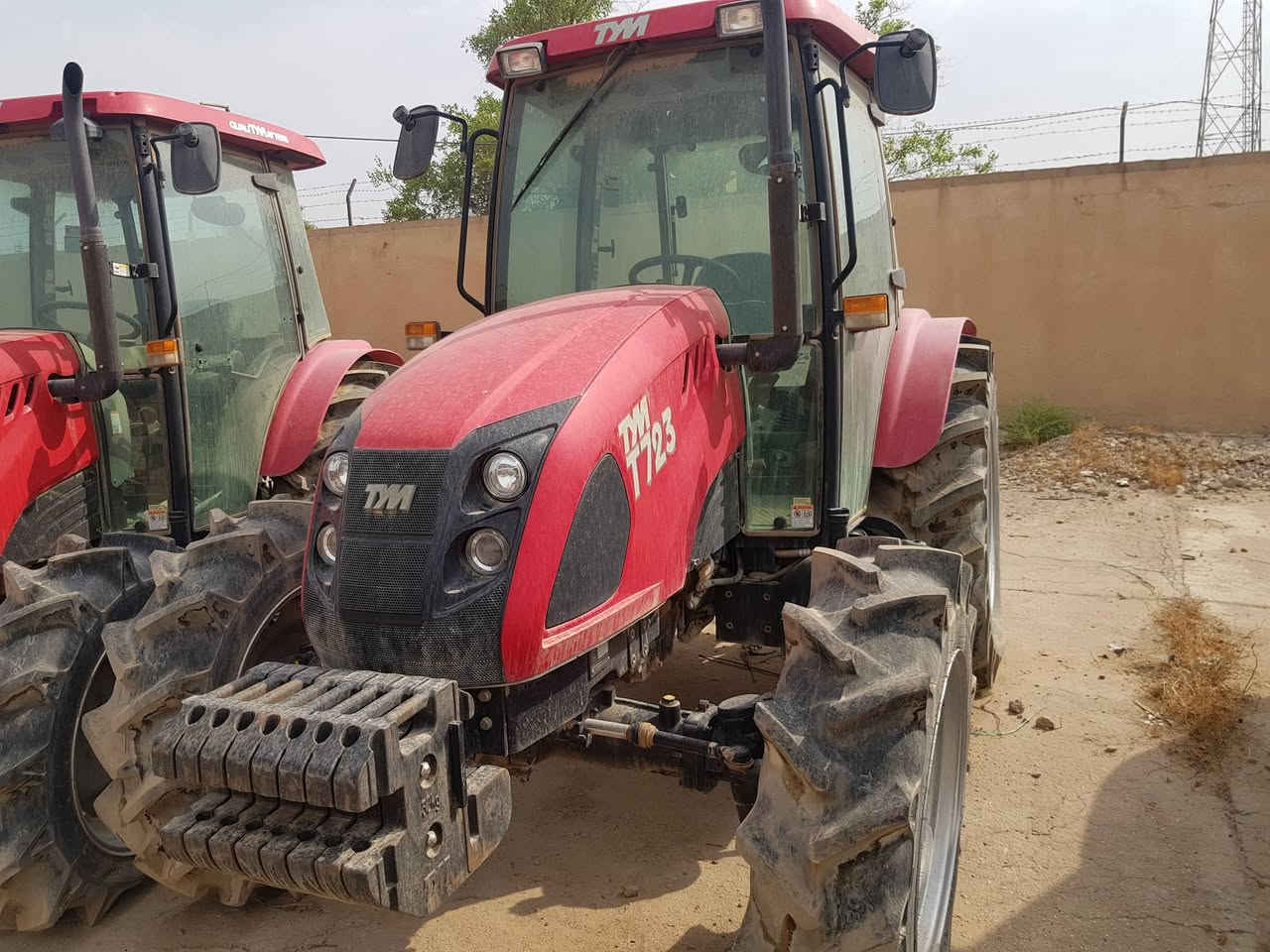 ساحبات • T903 CAB • T723 CAB