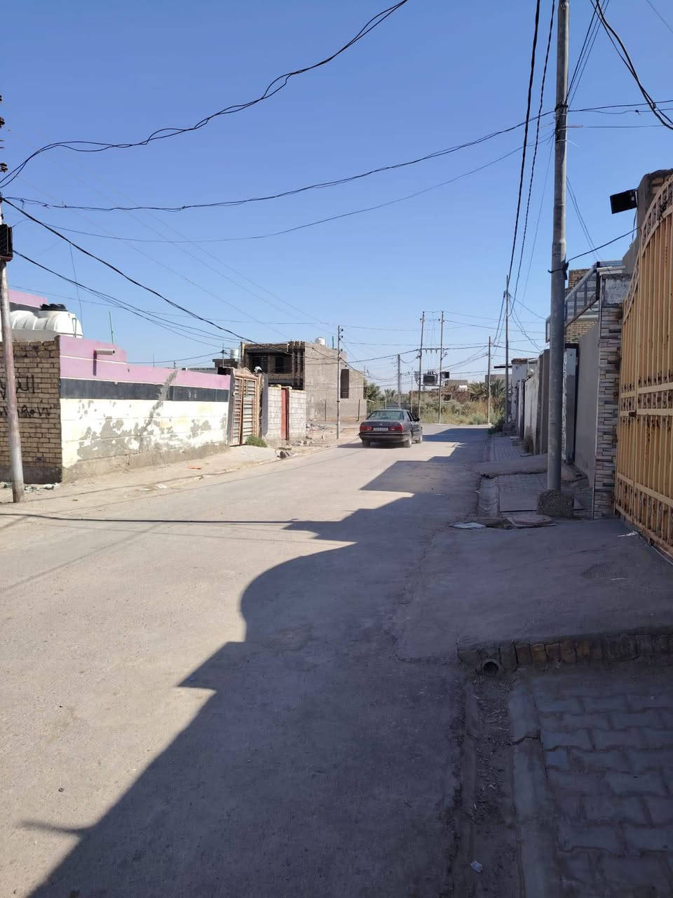السلام عليكم عرصتين للبيع المساحه 300
والثانيه 200
حي الامين مقابيل حسينيه مالك الاشتر
نزلت سيد حسين الميالي للانشائيه عمود 617
تبعد عن الشارع العام 200متر شارع تبليط مقرنص خدمات ماي اساله كهرباء مجاري تصريف مياه امطار
للاستفسار عل الرقم وبي واتساب 
***********/
***********/مكلف بلنشر
