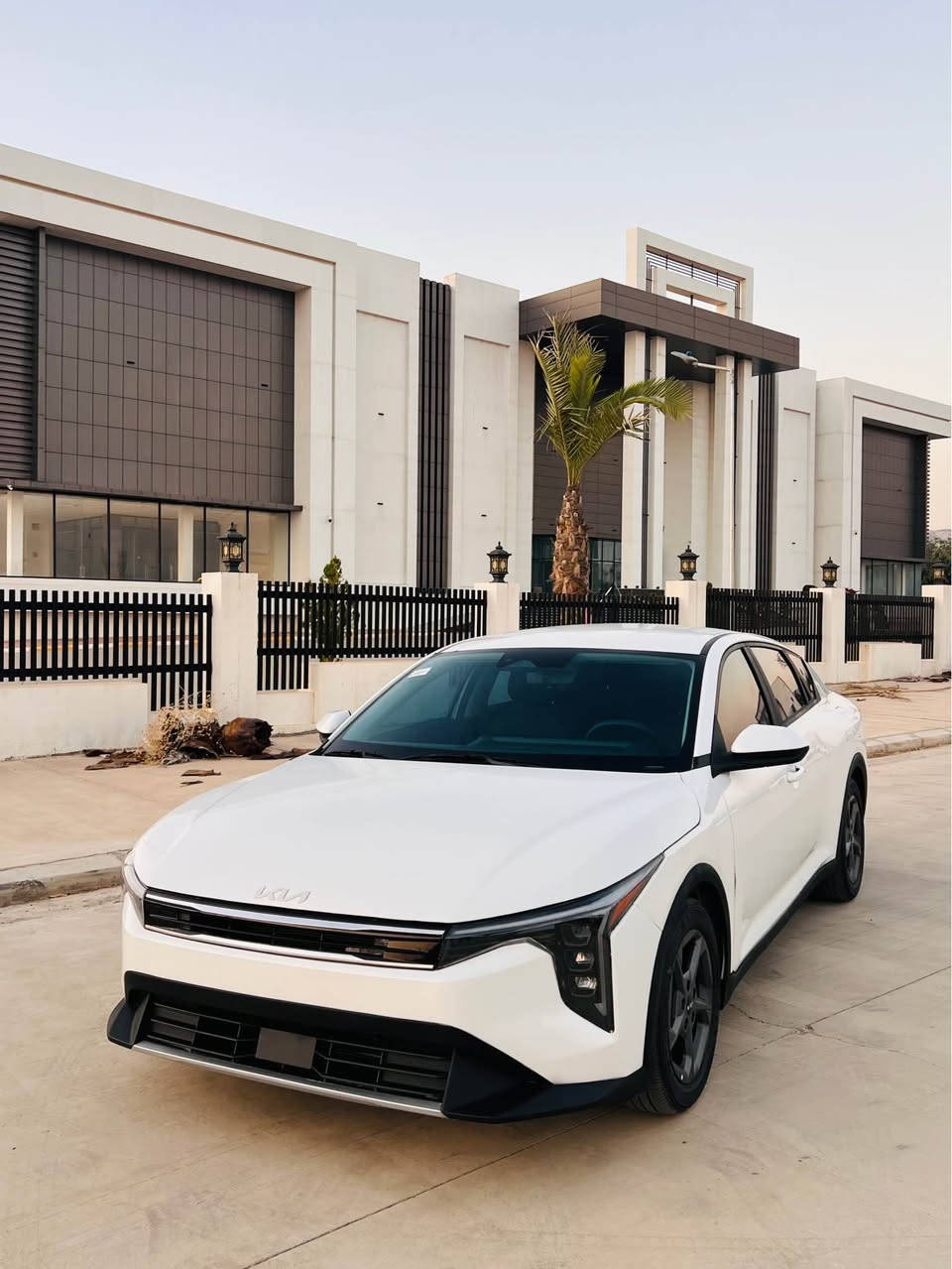 السلام عليكم للبيع KIA K4 موديل 2025 مواصفات LXS السعر 149$ مجال مواصفات معروفه بصمه ابواب بصمه صندوق بصمه هند بريك دكمه لايت LED  شاشه كبير متصله ديجيتال  اوتو هولد  قياده ذاتيه كاميره رادار امامي جانبي مود درايف  تحكم ستيرن ويل كاب و بي هوايه مواصفات  
ماشيه 23 ميل فقط 
حجم محرك 2000 دوش 

حادث سياره ربع بنيد و شبر جملع بدون دواخل شرط فحص و سونار 

سياره رقم كاتي تترقم اربيل دهوك سليمانيه حسب رغبتك 
رقم تلفون واتساب *********** واتساب 
*********** بث مباشر اكر, نينوى
