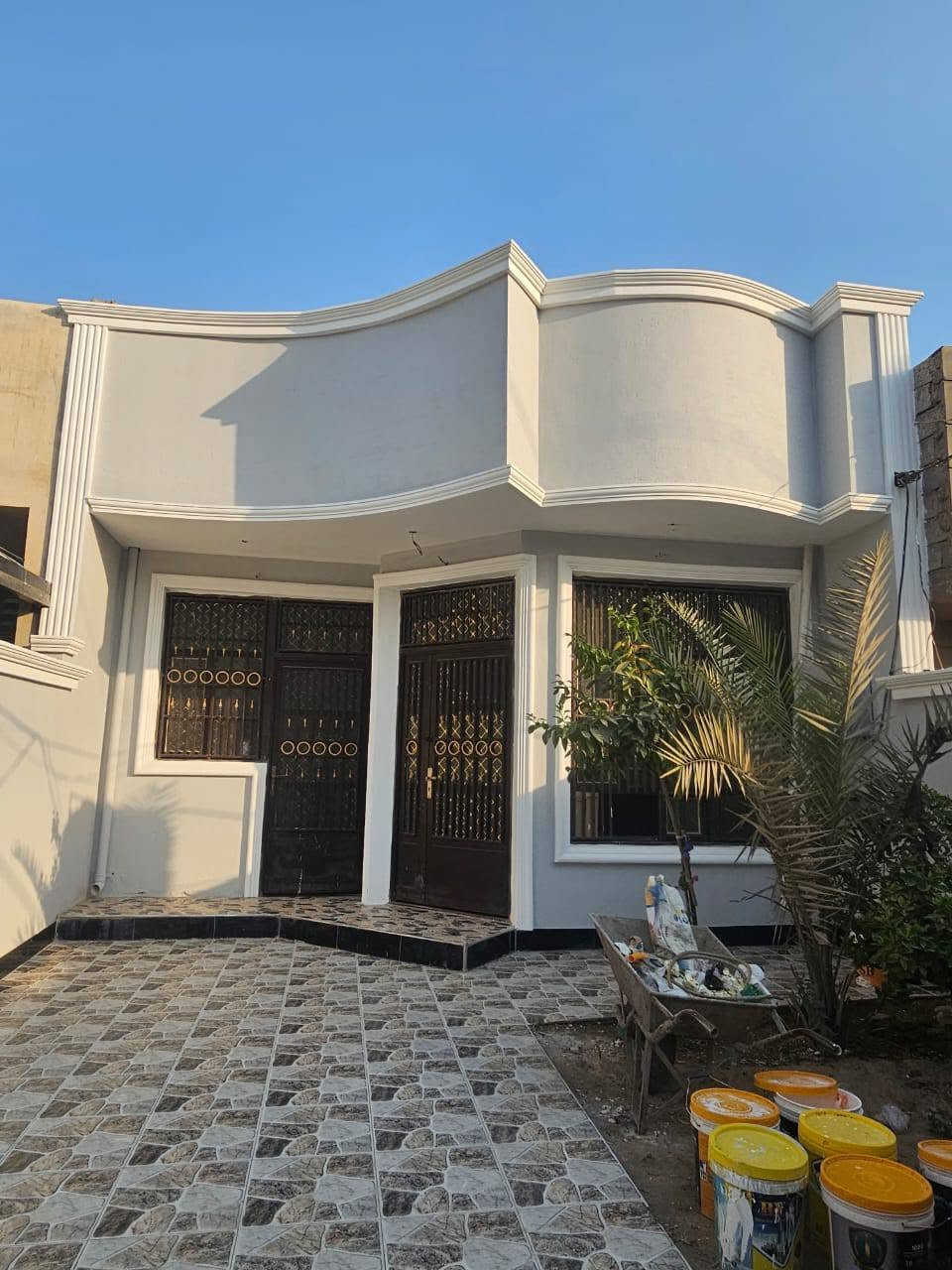بيت مساحة ١٥٠متر فؤل قريب عل شارع العام زراعي مرقم رقم داخل بلدية الموقع دليمات)***********
