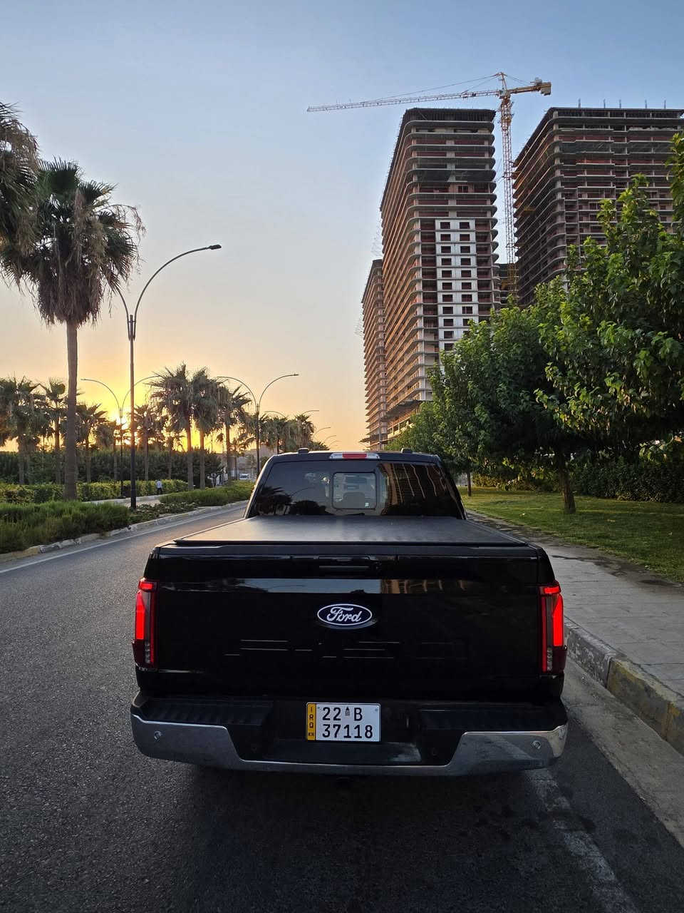#f150للبيع
2024 lariat (fx4)
V6 3.5 turbo 

السعر: 420$$$

وياها كتاب تضليل مرور (+80%)

ماشيه: 36000 mi
دبل أكسل(4x4)
قفل اكسل
٦ سلندر توين توربو
بانوراما
كيجات دجتال
٢ بصمة 
كشنات امامي تدفئة + تبريد
كشنات امامي تحكم كهرباء
كشنات جلد
سلم خلفي
كير طرح
كير ١٠ نمر
شاشة جبيرة
كاميرات 360 درجة 
حساسات 360 درجة
اشاير بل مري
نقطة عمياء
تشغيل عن بعد 
رادار امامي+ خلفي + جانبي
مرايات هيتر 
باب طويل بدي قصير (المرغوب)
كير و محرك و أكسل حدادية كلة بشرط

  ١ جاملغ امامي صبغ
  ارباك ستيرن  فقط و مرجع بلادي بدون دواخل بدون شاصي

مكان سيارة أربيل
للاستفسار: ***********
فقط بيع بدون مراوس
