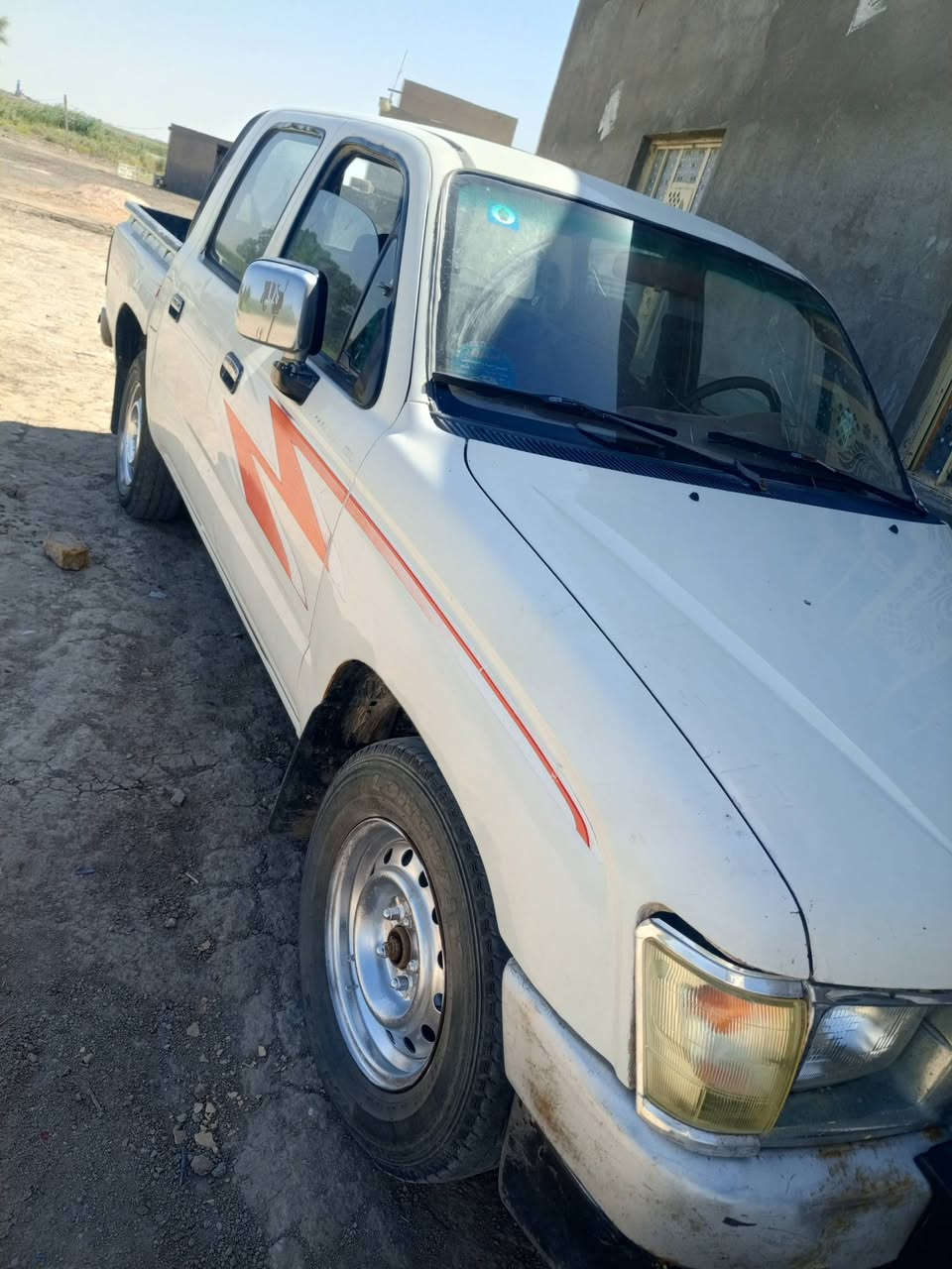 البيع موديل 99 مكفولة كفاله عامه رقم ديالى نكليزي بسمي تريد تحويل تريد وكاله حاضر سياره جاهزه من كلشي مال جناي سنويه جديده مشروع وطني محرك كفاله عامه ترهم مراوس حسب القناعه العنوان ذي قار الفجر ***********
