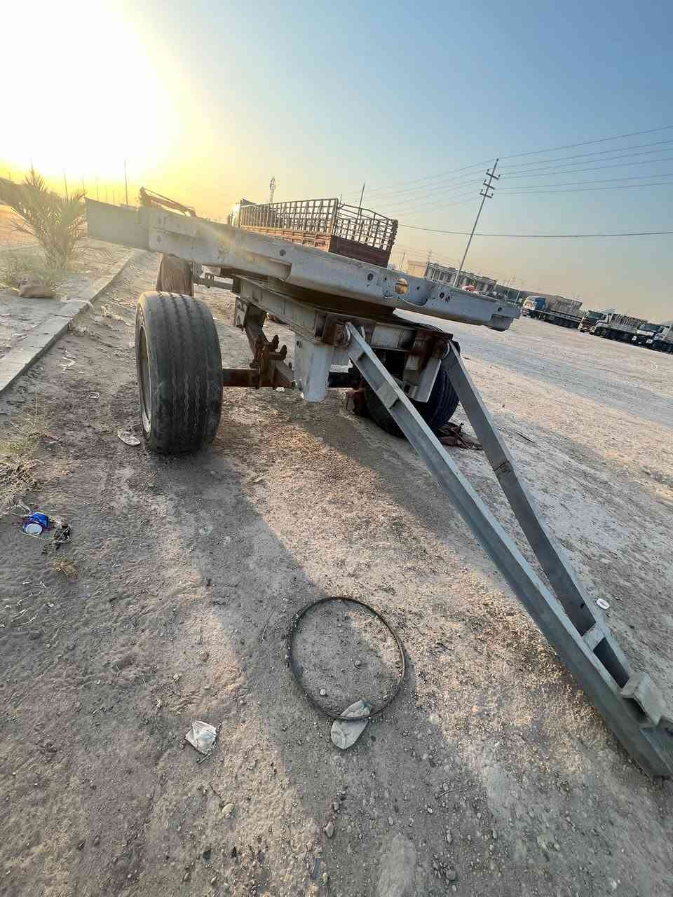 شاصي للبيع 9*3 تواير 22.5   السعر3 مليون ونص   

مكانه الانبار عامرية الفلوجه.     

***********
