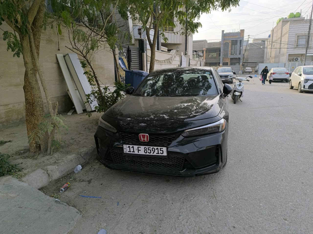 السلام عليكم هوندا سيفيك 2025 للبيع
حادثها مثل ماموضح بالصور صبغ 6 قطع فئة سبورت 
مواصفات السبورت الي معروفة فتحة ونقاط عمياء وغيرها
السعر 125$ وبيها مجال بسيط
مكاني حي القاهرة
***********
