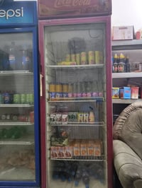 متوفر برادات للبيع سعر الوحده 200 قفل نضيفات ش مابهن أي شي ولاداخلات ت...