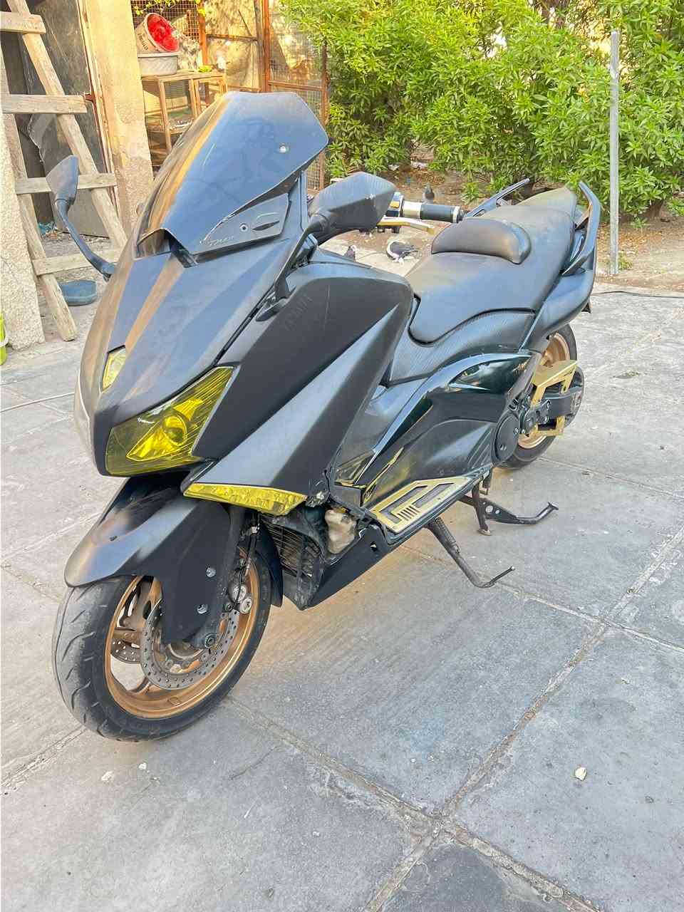 تي ماكس مديل ٢٠١٤
مكينه مكفوله 
و ناعمه و قويه
كفر بي شويه ملحضات 
دراجه نضيفه 
سعر ٢٥ ورق من الخير 
مكان لامين شارع نواب 
رقمي ***********
بس بيع وسعر جوه سوك بهواي 
وين ما يعجبك فحصه دراجه كفاله
وشكرن ♥️
