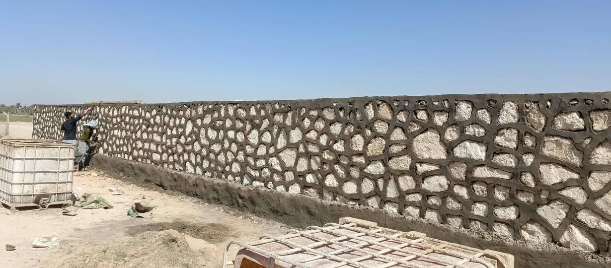 بناء حجر كرسته وعمل شغل درجه اوله للحجز الرقم***********
