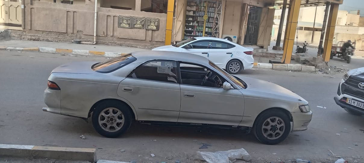 السلام عليكم  مارك ونجي مكينه وكير خير من الله لا تنقيص ولا  تبخير  حداديته متواضعه سياره بلاديه  مكفوله من الكص ولعيب الشرعي   نضيفه لا خياس   بس جاملغ الكدام جه السياق رقم بغداد   مراوس بسيدان او رأس الثور صفره مكاني شطره ٤٣وبيه مجال مجال ***********
