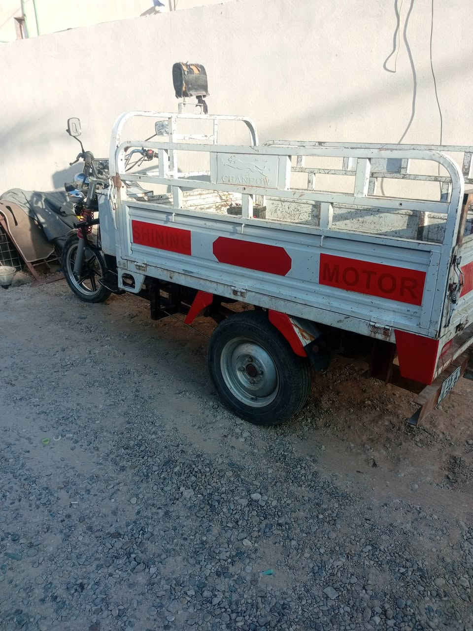 اخون ستوته للبيع مرقمه رقم انكليزي السعر مليون و850/الاستفسار عل رقم او واتساب***********
