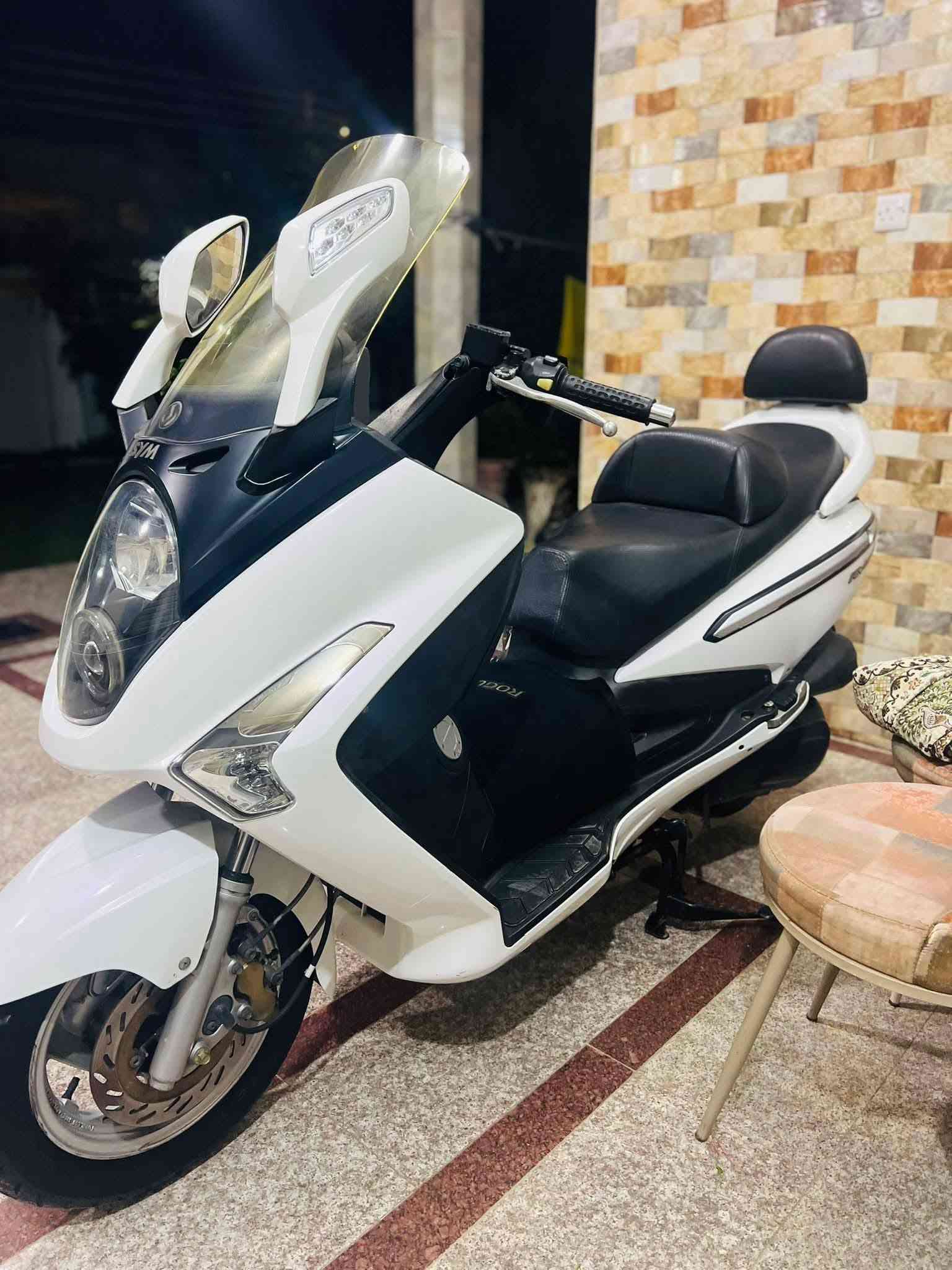 RV250 • ٢٥٠ • جديده