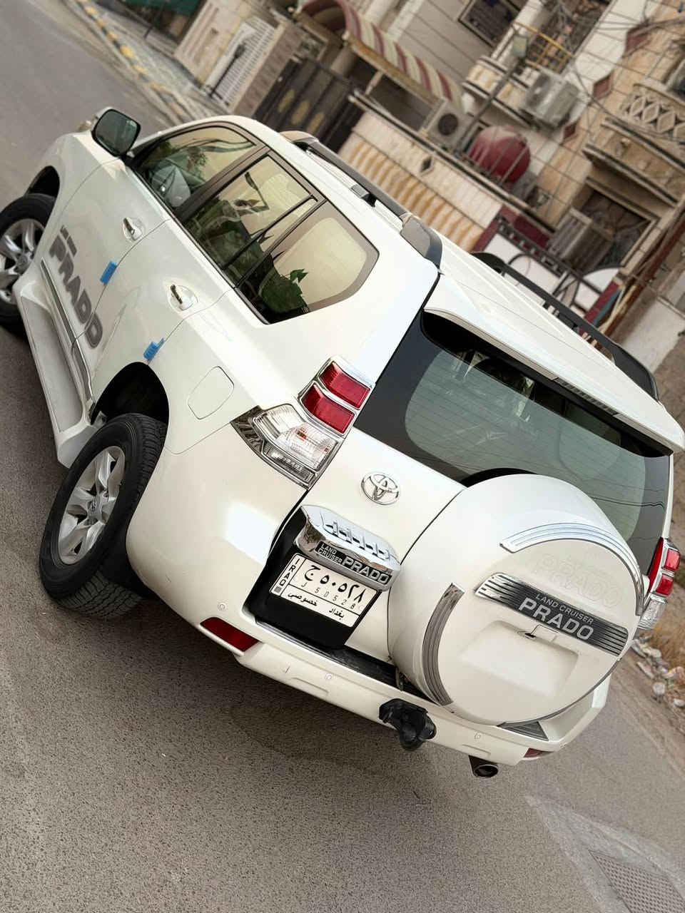 سلام عليكم للبيع تيوتا برادو كويتي دبل تانكي موديل 2011 فول مواصفات محرك 6 سلندر ماشيه 200 سياره جاهزها من كلشي وكفوله كفاله عااااام وين مايعجبك افحص كفاله من بارد صبغ فتح كلشي مكفول بيها رصعات بسيطه وبسمي السياره رقم بغداد تحويل ثاني يوم سعرها 250 ورقه الاستفسار *********** مكاني بغداد حي اور اخوان مراوس ببرادو من 2020 وفوك
