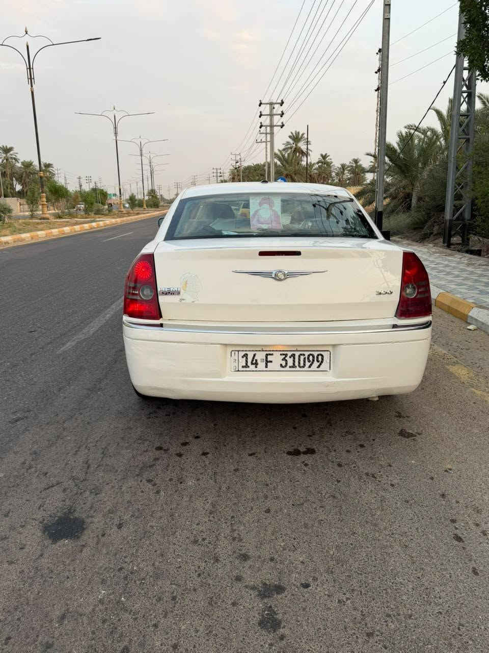 كرايسلر 300 • للبيع