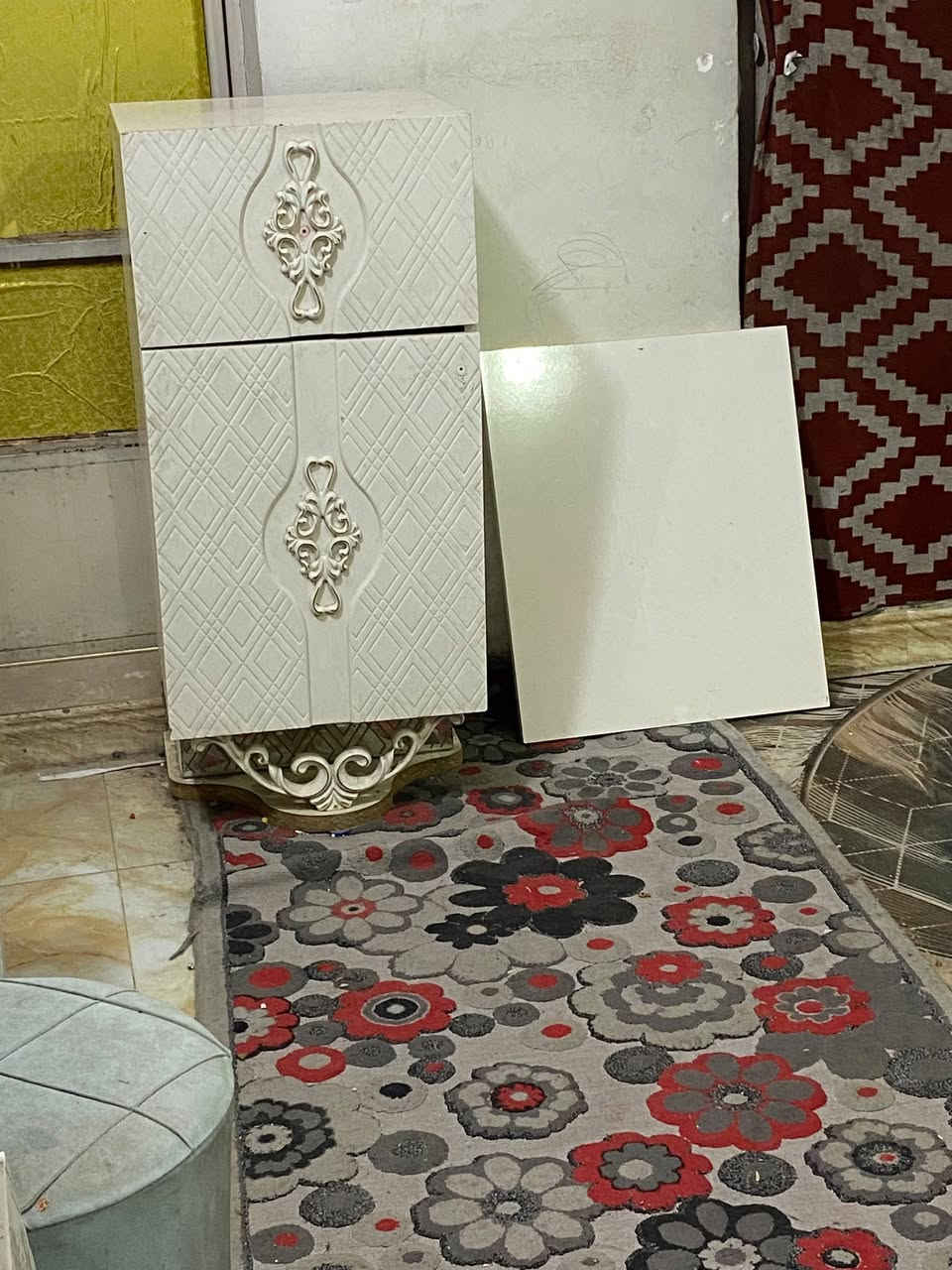 غرفة تركية • ميز تواليت • بغداد الدورة