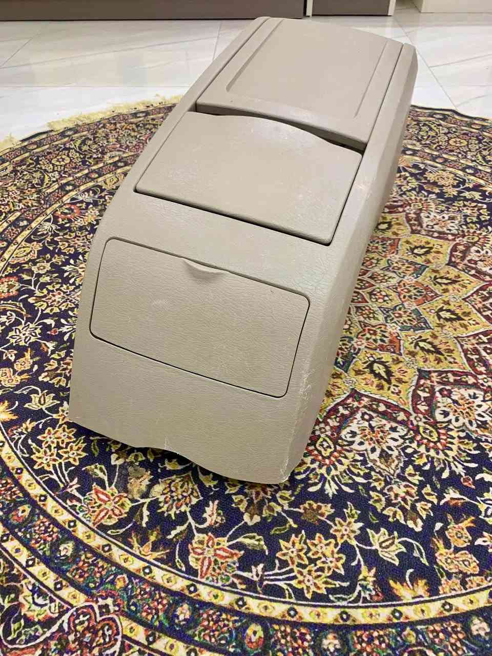 سلام عليكم شباب. عمي تجوه مال جنبي h1 للبيع نضيفه كلش الشراي يتصل مكاني واسط قرب دائرة المرور محطة البغدادي ***********
