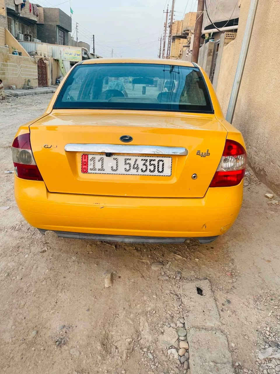 السلام عليكم سياره طيبه موديل 2016 كير ومكينه مكفولات سياره جاهزه الشغل رقم بغداد مصفره هيه وغرامات باسمي تحويل ثاني يوم سعر 32 وبيه مجال رقم الهاتف    ***********
