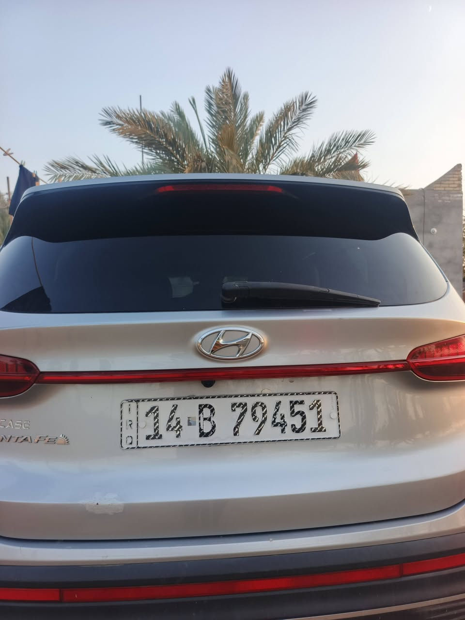 سياره سنتافي موديل 2023 وارد امريكي محرك 2500 سلفري اللون فول مواصفات حساسات امامي وخلفي تشغيل عن بعد تبريد تدفئه صندوق كربائي السياره ماشيه 48 الف السعر اتصال على الرقم ***********العنوان ميسان
