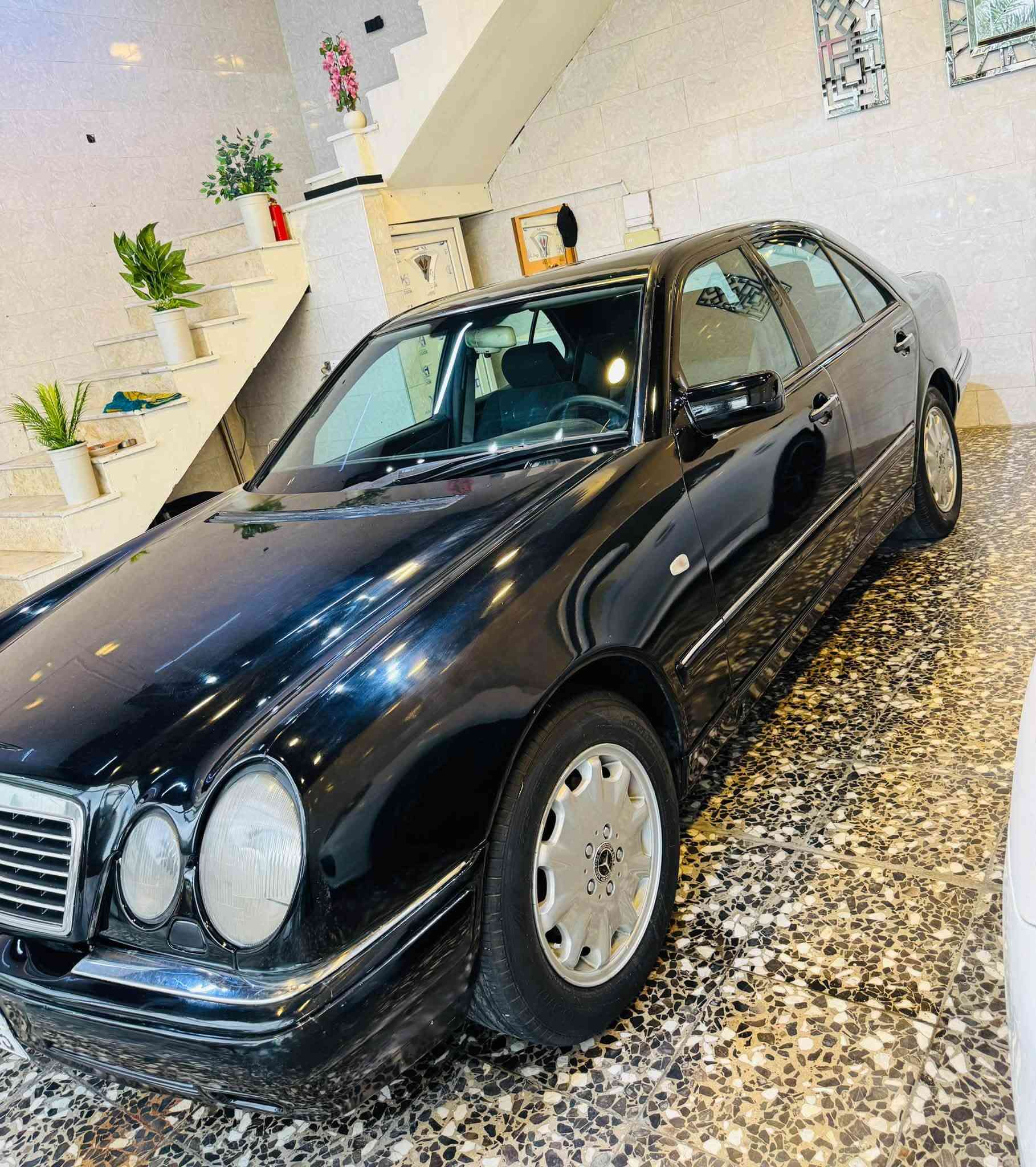 مرسيدس غواصه • ١٩٩٧ • رقم بغداد