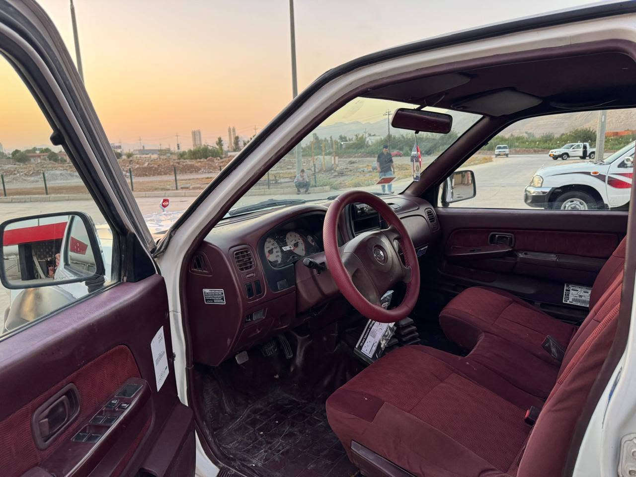 نيسان ٢٠٠٨ياباني
ناوسور چوار گيج جام كاره بايي گير و مه كينه و اكسلي وده بل ئه كسلي به شه رت مه كينه ي نه كراوه ته وه بي سبوغ ليدرانه توندو توله بي مه سره فه سه نه وي تازه يه تا ٢٠٣١به ناوي خومه 
شوين چوارقورنه 

سعرى ١٣٠گه لا كه ميك مجال 
***********
*********** رانية, السليمانية
