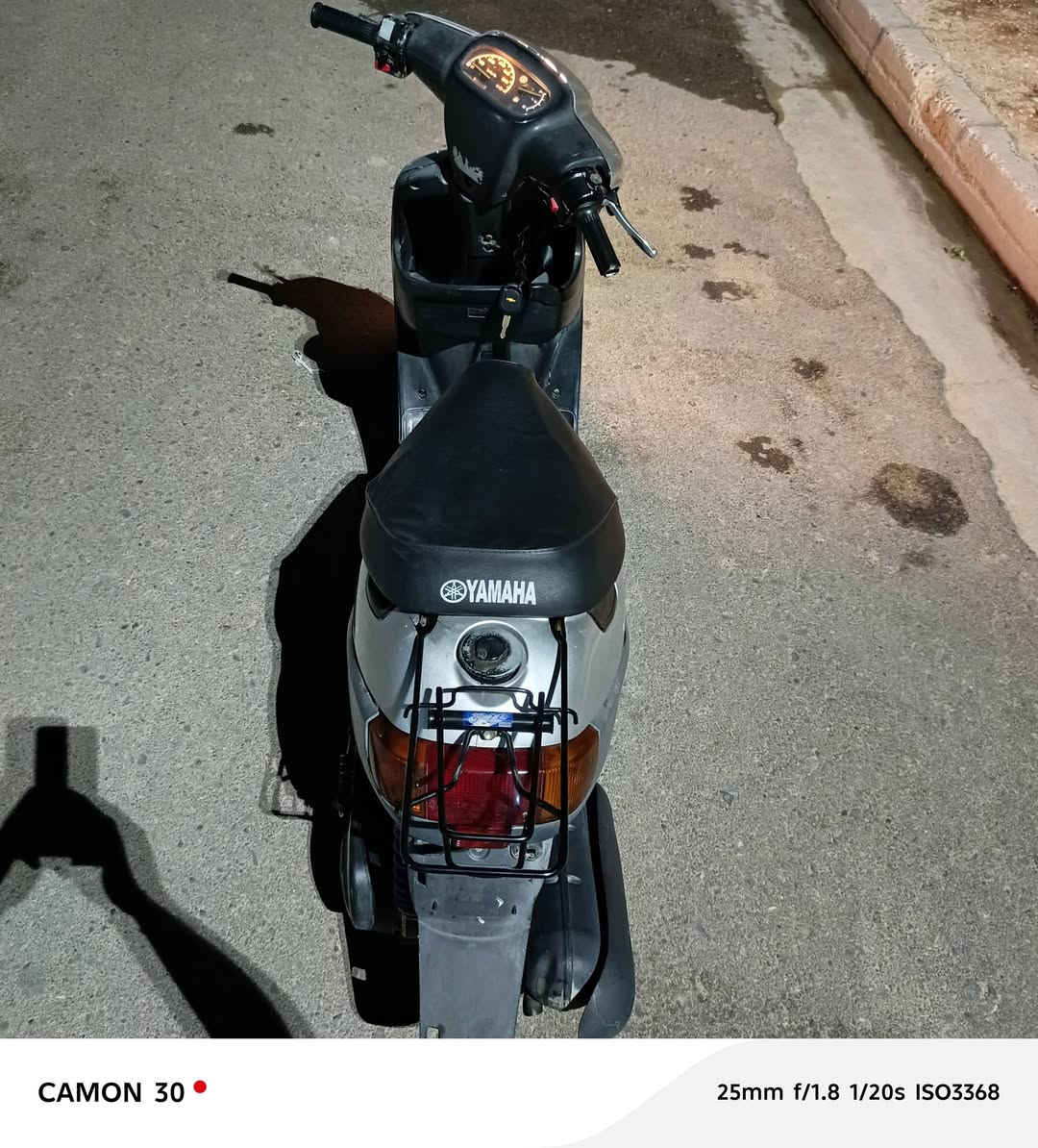 للبيع دراجه النوع بوتين دبل سكريته وقفل اكسن السلف ما يشتغل  وبي ونه بل اكسن شلعه ومعدل السعر 350 وبي مجال للطيبين مكاني برطله للاستفسار ***********
