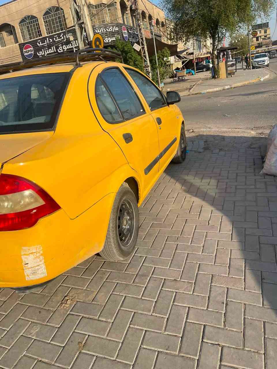 تايبا موديل 2014
رقم بغداد انكليزي السيارة باسمي 

تبريد شغال 

صدر امامي خلفي جديد 
دوشمة جديدة 

تصليح الدوسات وهلالات الجاملغات الخلفية 

السيارة بيها بداية تبخير 

***********

العنوان الدورة شارع 60 

السعر 32 بيها مجال قليل
