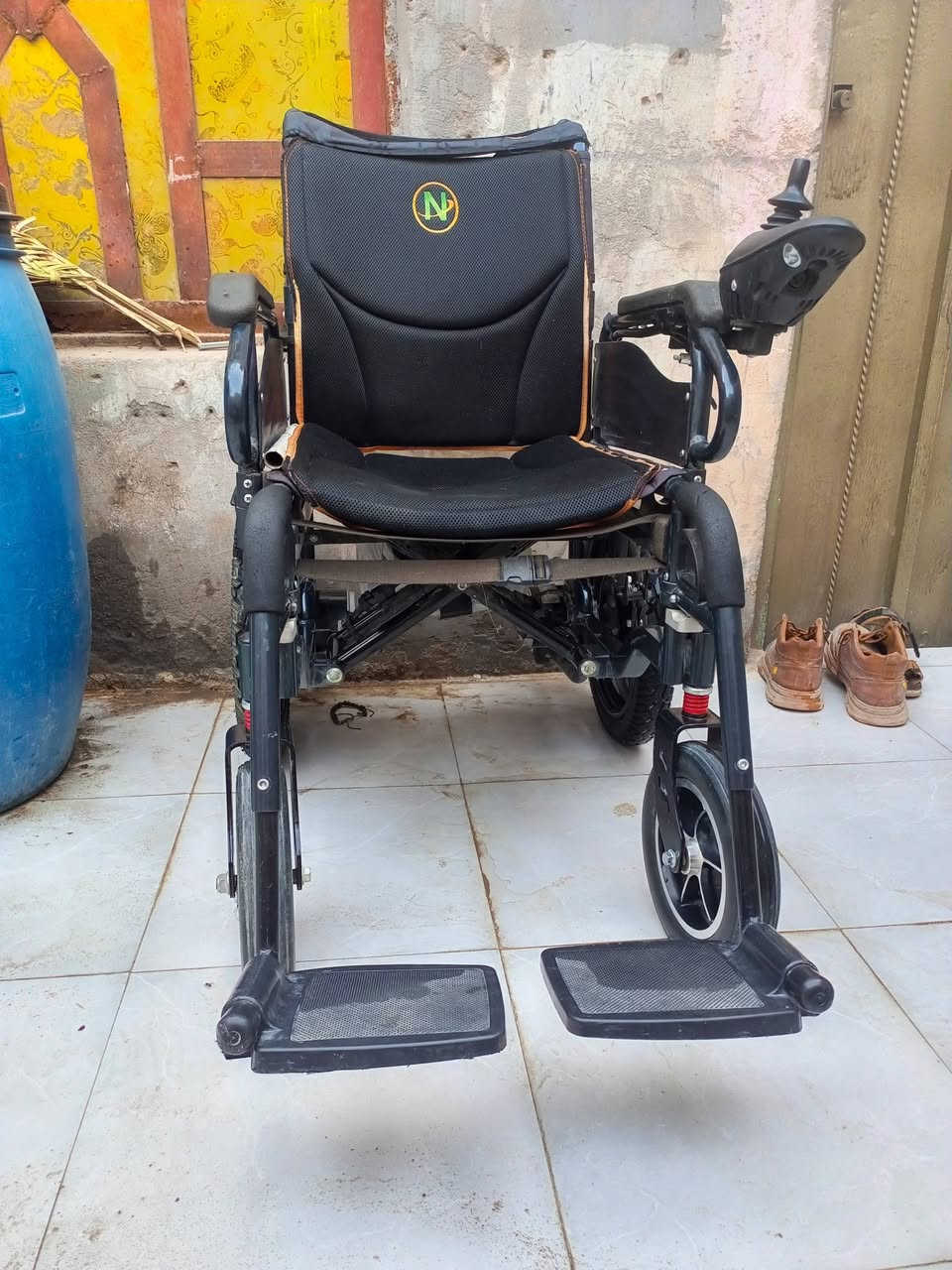 عربانة كهربائية • مستخدمة ٤ أشهر • بيه مجال
