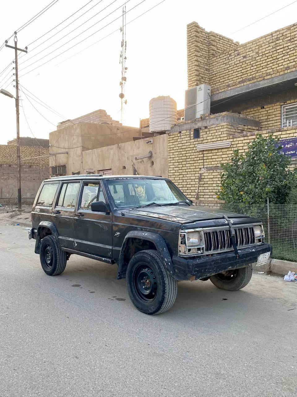 شيروكي 1993 • رقم واسط • محرك 2500