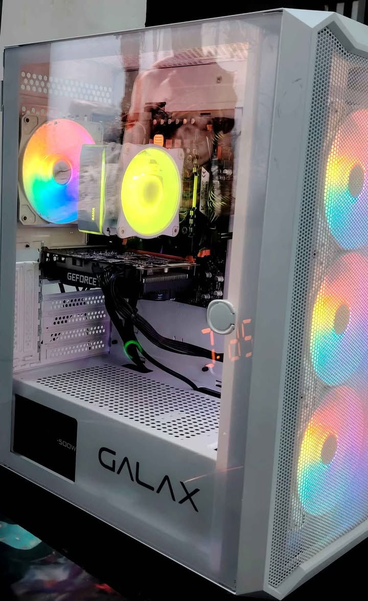 معالج Xeon E5 ٢٦٥٠ • كرت GTX ١٦٥٠ • رام ١٦ جيجا