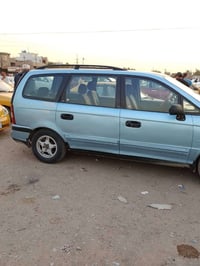 من رخصة ادمن سيارة هونداي تراجيت 2004 عيوبها مصبوغة عام وشراي يجي بعين...