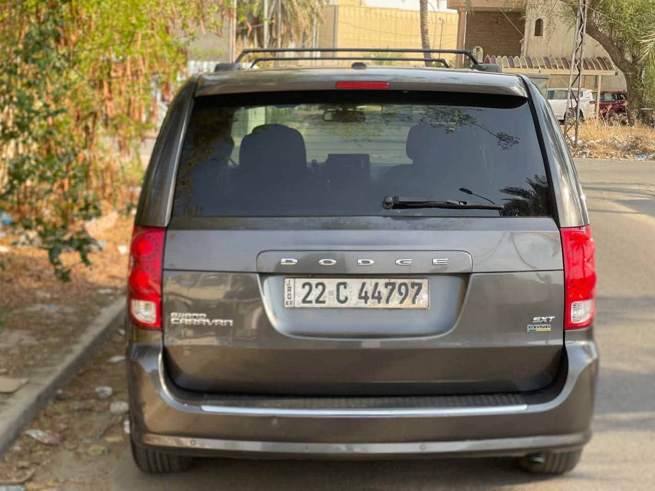 السلام عليكم
‎#_للبيع_فقط👇🚘 
‎دوج كرفان 2015 DOGE CARAVAN
 وراد امريكي رقم اربيل وكاله او تحويل    
ضرر جاملغ فقط 
 السعر 137 وبي مجال بسيط 
موصفات:-
مكينه 3600 باب + جنطه كهرباء مقاعد منفصله سياحي شاشه + كامر تبريد ٣ قطع ويل كب حصان جام 
اوتو كرسي كهرباء 
 مكانهة بغداد 
للاستفسار ***********
