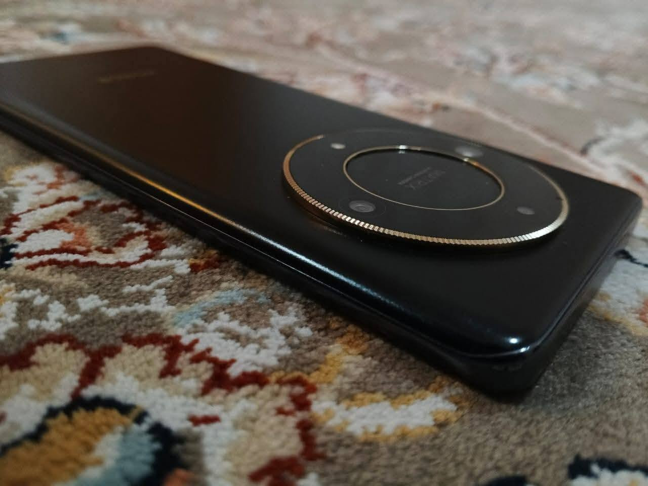 سلام عليكم للمراوس
هونور HONOR x9B 5g، نضيف جدا لا داخل تصليح ولا صيانه ولا مفتوح على ضمان / ذاگره 256 العشوائيه 12+12 /  مواصفاتة معروفه
فقط بي طخه بلجامه مال كامره أبد ما مأثره مع الضمان
 الجهاز بدون  ملحقات / سعر 250 الف قفل او مراوس حسب الرغبه / مكاني بغداد العامريه / بي واتساب *********** واتساب

