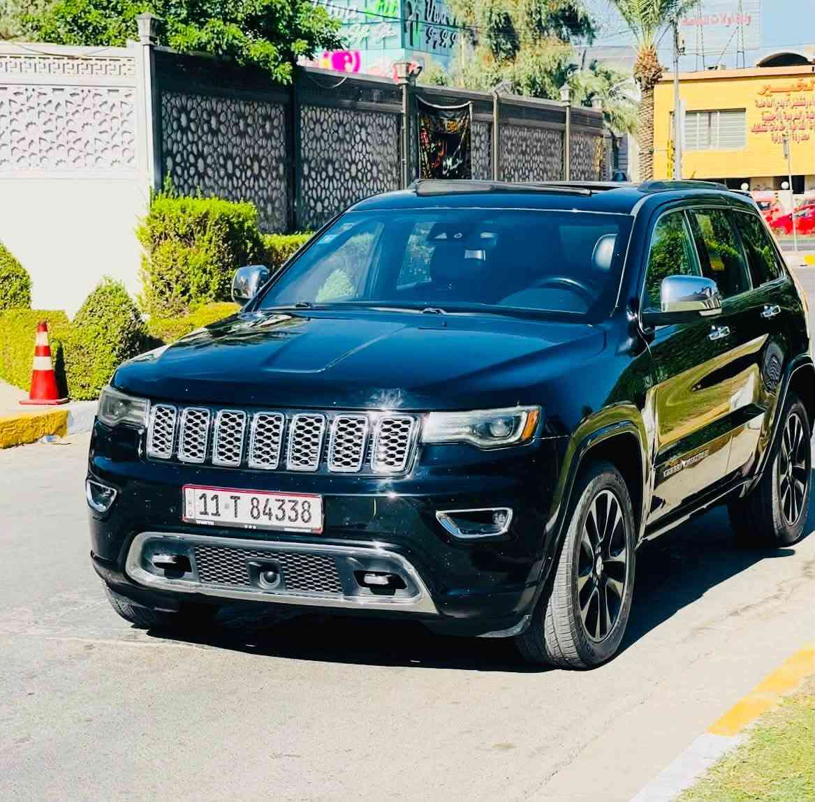 كراند شيروكي • لمتد • بنوراما