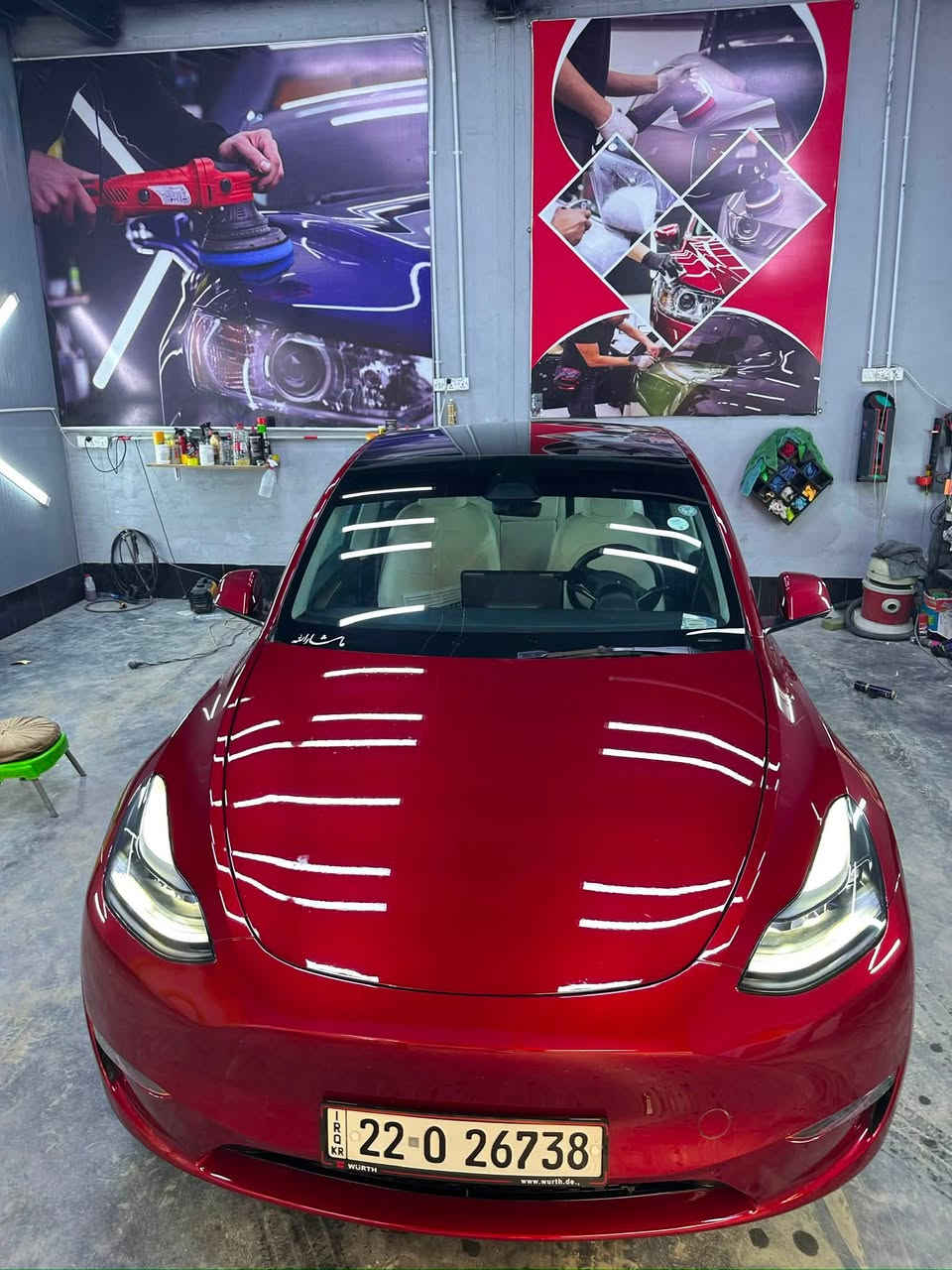 السلام عليكم ورحمه الله 
بيع او مراوس 
تسلا مودل واي Tesla Model y 2025
رقم اربيل باسمي السياره ترقيم جديد هزه جديده 
حادث خلفي تبديل جنطه فقط بدون ايرباك  مرفقه صور الحادث
سنكل موتور لونك رينج تمشي بالشحنه الكامله ٦٠٠ كم 
بدون ايرباك 
بدون اي خطا بالسياره او نقص 
اونلاين آخر تحديث محدثه ومربوطه على تطبيق تسلا 
السياره عليها تغليف  PPF Xpel  ضمان 10 سنوات 
وايضا عليها عازل حراري كامل 3M
أرضيات تسلا اصلي 
تغليف كشنات ابيض جلد نابا اصلي 
برده سقف 
5 راكب السياره 
ماشيه 11,700 الف ميل
ووياها الشاحنه من سراج الدين ٤٨ أمبير والبوكس
السياره كامله مكمله من كلشي ومرتبها على ايدي 

سعرها ٢٤،٥٠٠ وبيها مجال 
مكان السياره بابل 
***********
